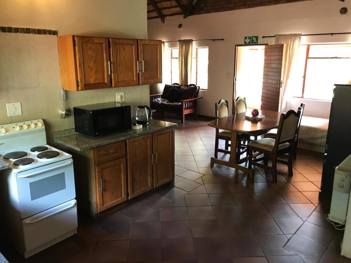 Amafu Forest Lodge Hoedspruit Extérieur photo